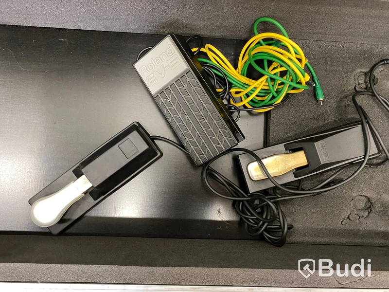 Pianocase med med div pedale