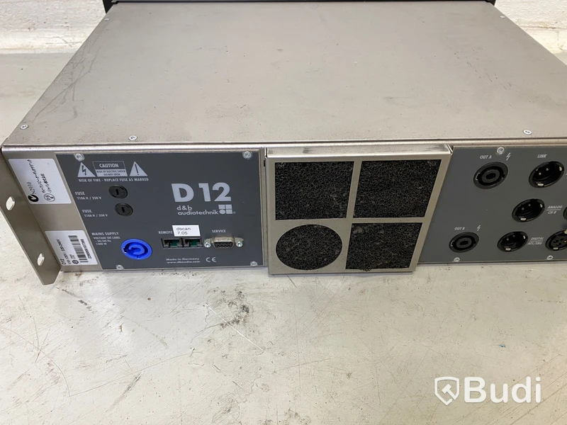 D&B Audiotechnik D12 slutsteg, Nypris ca 20 000 SEK
