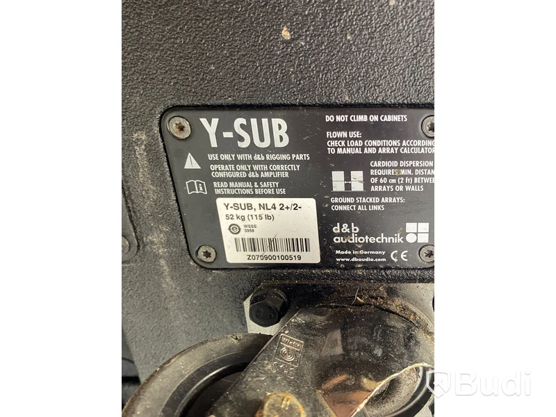2st D&B Audiotechnik Y-Sub Nypris ca 54000 SEK/st. Omstartad pga felbud