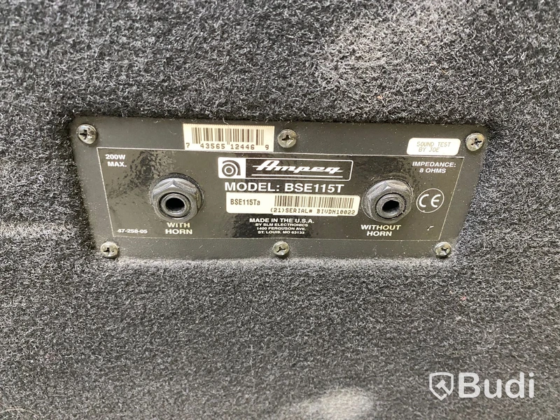Högtalare på hjul Ampeg BSE155T