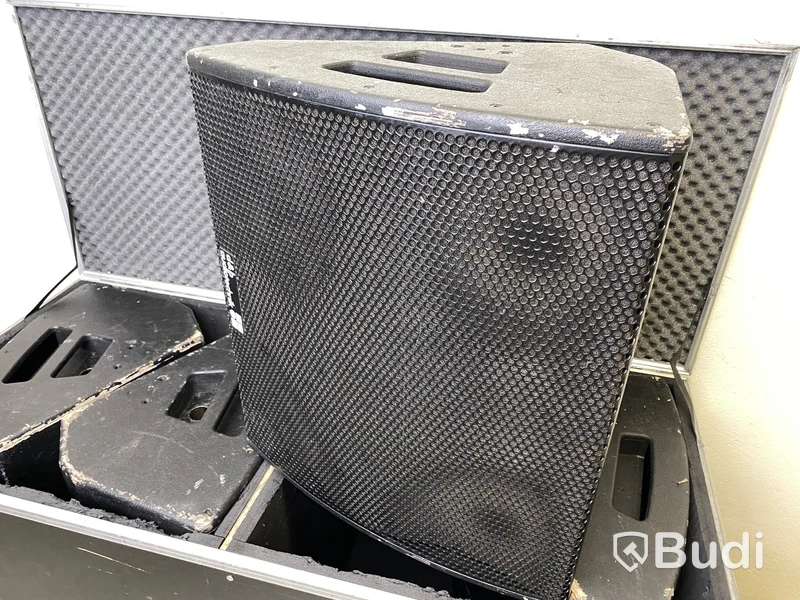 4st D&B Audiotechnik M4 scenmonitorer i Holmberg-case