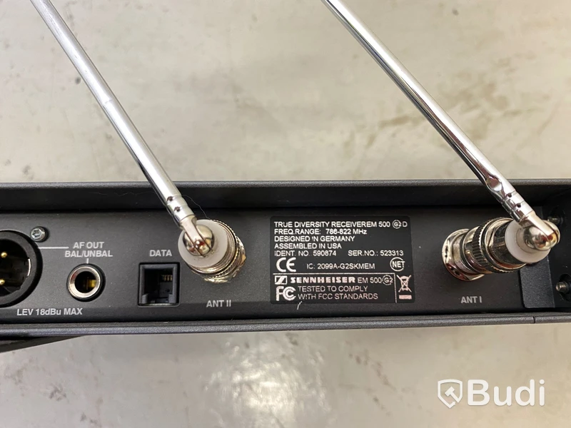 2st Sennheiser mottagare EM 500 G2, Band D 786-822 mhz saknas antenner på ena