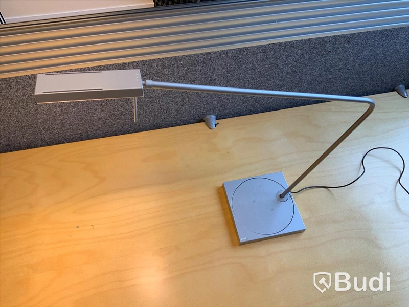 Bordslampa Luxo
