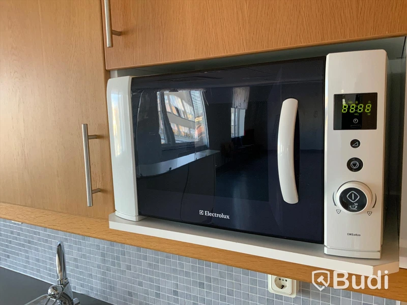 Mikrovågsugn Electrolux EMS2820 - Rum 5048