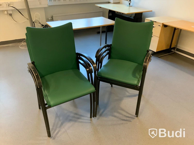 Stolar 6st, med grönt plastklädsel. - Rum 4051