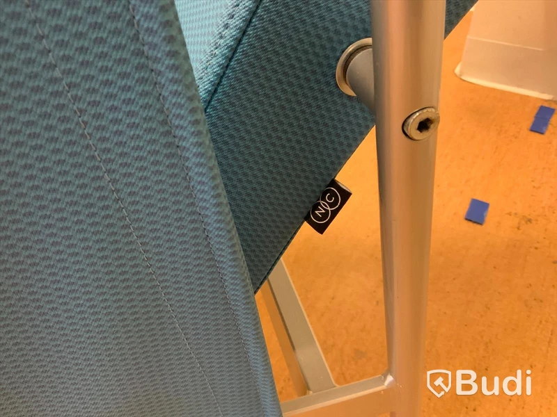 Stol 1st, blå plastklädsel- Rum utanför 4045