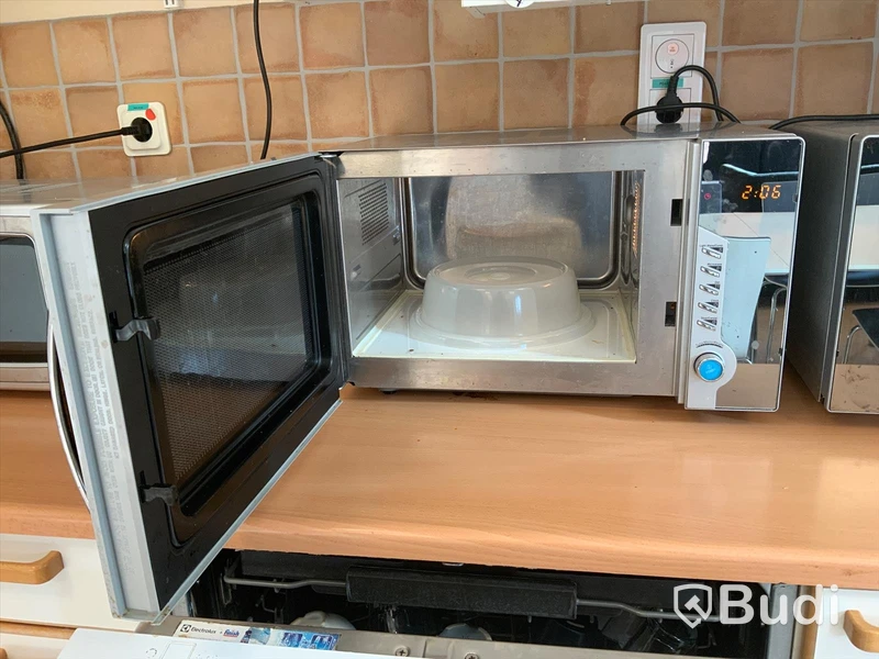 Microvågsugn 2st Homel 900W, med grillfunktion - Rum 4032