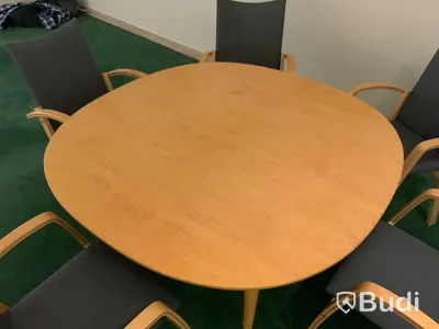 Matbord inklusive stol 5st - Rum entrén