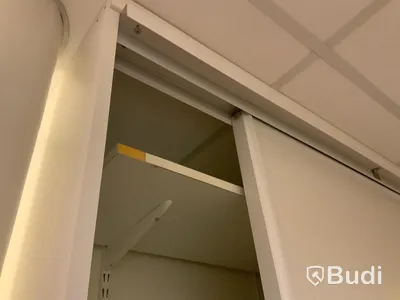 Skjutdörrar h233 total bredd 385cm, 2 sektioner Utanför 235