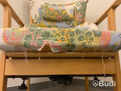 Fåtölj, justerbar rygg med justerbar fotpall- Rum 3068