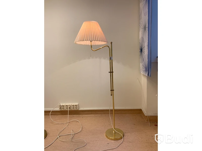 Golvlampa - Rum 3056B