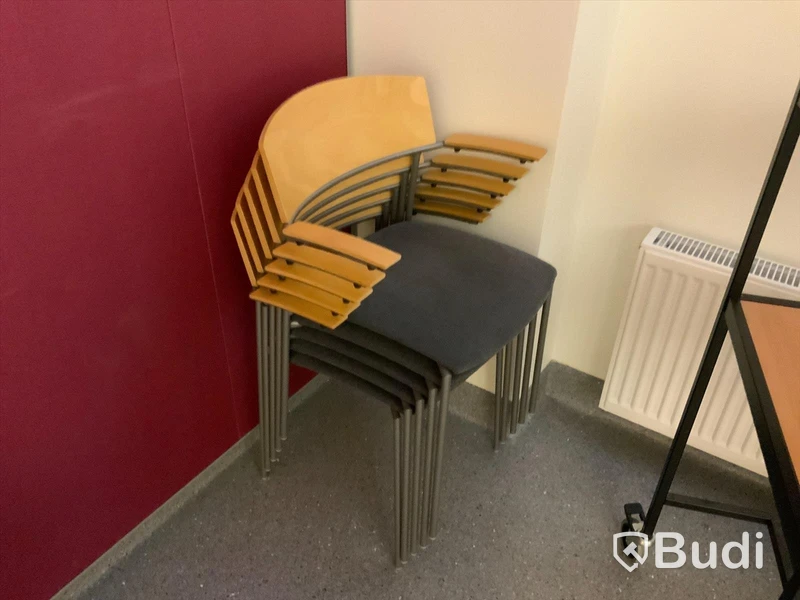 5st Stapelbara karmstolar EFG, RUM-1004
