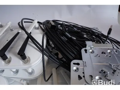 Cisco trådlöst nätverkssystem Huvudenhet Cisco 5550 Wireless Controller 5508 med 60 st licenser, 33st Cisco Air-LAP1262N-E-K9 820.11n samt 10st AIR-CAP1602I-E-K9 ink div kablage och fästplattor
