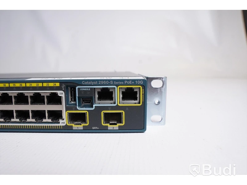 Cisco Switch Catalyst 2960-S 24 portar med POE (Power Over Ethernet)