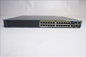 Cisco Switch Catalyst 2960-S 24 portar med POE (Power Over Ethernet) 