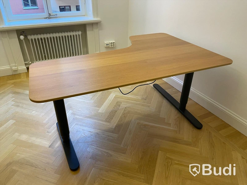 3st Skåp och skrivbord (Ej funktionstestad)