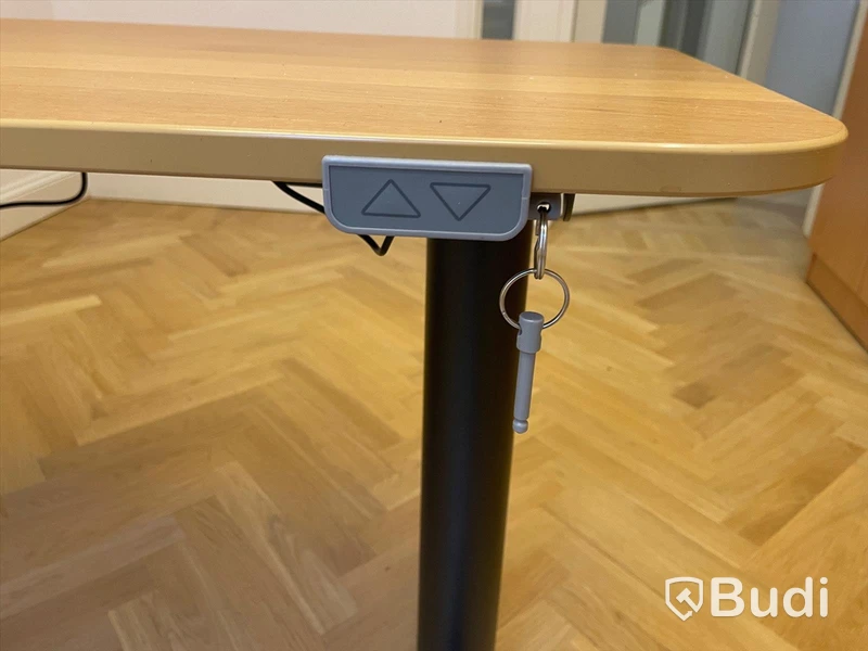 3st Skåp och skrivbord (Ej funktionstestad)