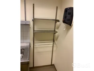 Rostfria 1 och 3 hyllor