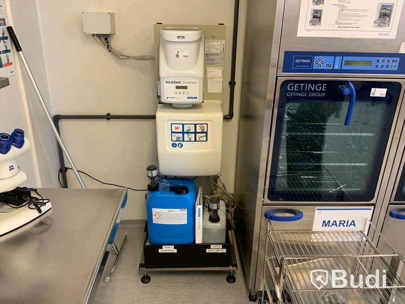 Diskmedel och sköljmedel doserare Solid safe dispenser