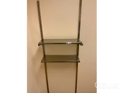 Rostfria 1 och 3 hyllor