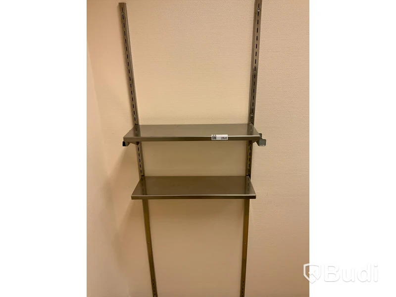 Rostfria 1 och 3 hyllor