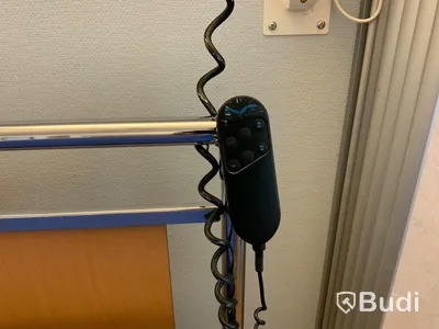 2 st Sjukhussäng elektrisk justerbar- Rum 4069