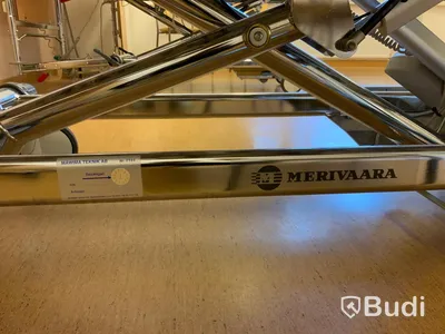 Sjukhussäng elektrisk justerbar - Rum 4033