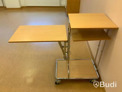 2st Sänglampor vit och 1 st sängbord - Rum 4033