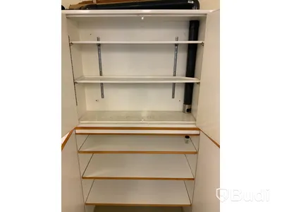 Dragbänk tvådelad och kemiskåp med utsug och underskåp - Rum 3064