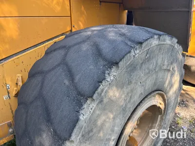 Hjullastare Volvo L220E med skopa -2001