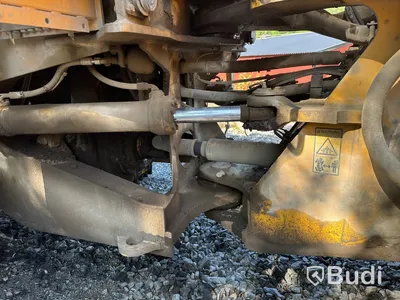 Hjullastare Volvo L220E med skopa -2001
