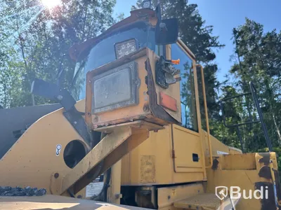 Hjullastare Volvo L220E med skopa -2001