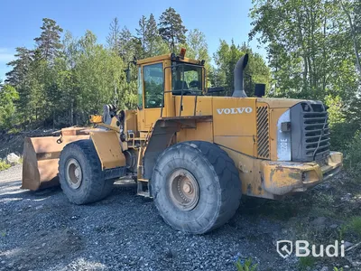 Hjullastare Volvo L220E med skopa -2001