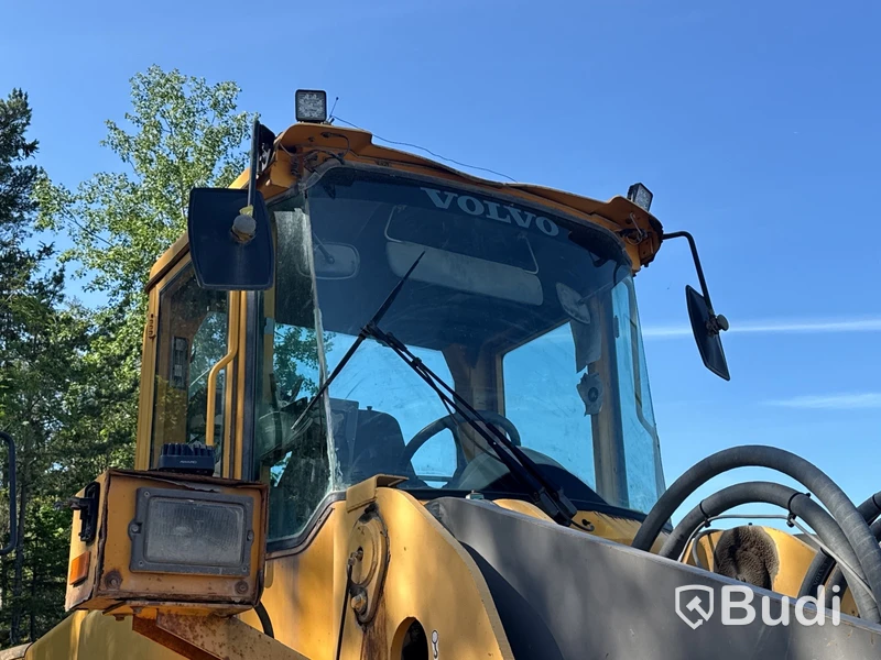 Hjullastare Volvo L220E med skopa -2001