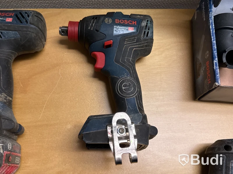 6 st batterimaskiner Bosch