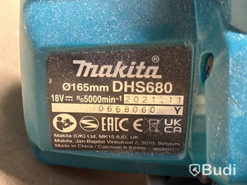 12 st batterimaskiner Makita
