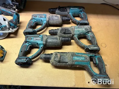 12 st batterimaskiner Makita