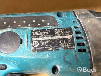 12 st batterimaskiner Makita