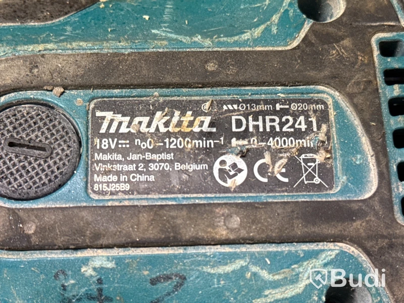 12 st batterimaskiner Makita