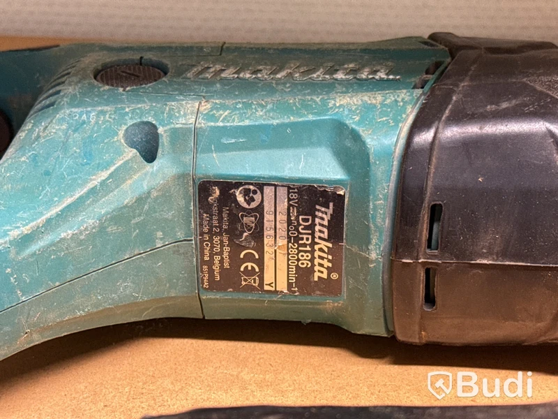 12 st batterimaskiner Makita