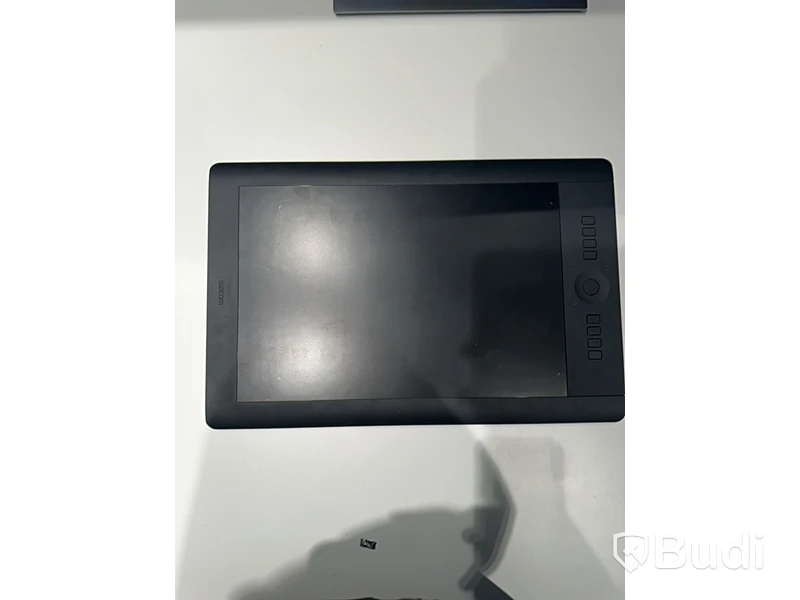 Wacom Intuos Pro Large. OBS! Utan penna/tillbehör.