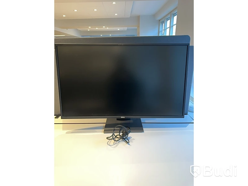 Dell 43tum datorskärm 4k 60hz. OBS! Skrapad skärm.