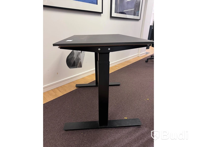 Skrivbord och gamingstol Arozzi, OBS! Saknar strömsladd