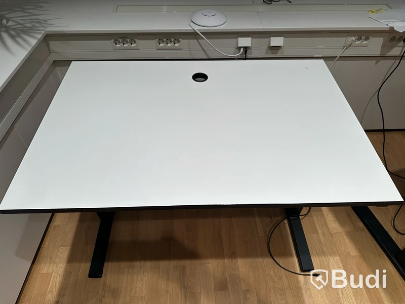 Höj- och sänkbart skrivbord 120x80 cm - vit