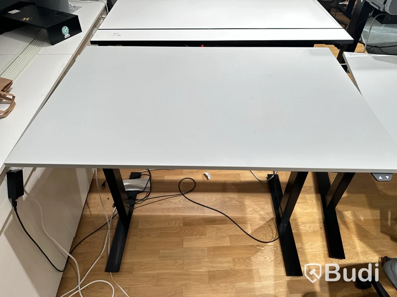 Höj- och sänkbart skrivbord 120x80 cm - vit