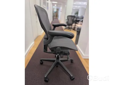 Kontorsstol - Herman Miller Aeron, mörkgrå, Ord. pris inkl. moms: 16 000 kr