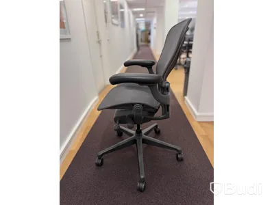 Kontorsstol - Herman Miller Aeron, mörkgrå, Ord. pris inkl. moms: 16 000 kr