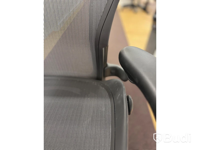 Kontorsstol - Herman Miller Aeron, mörkgrå, Ord. pris inkl. moms: 16 000 kr