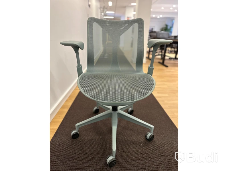 Kontorsstol - Herman Miller Cosm, mint/grågrön, Ord. pris inkl. moms: ca 16 500 kr