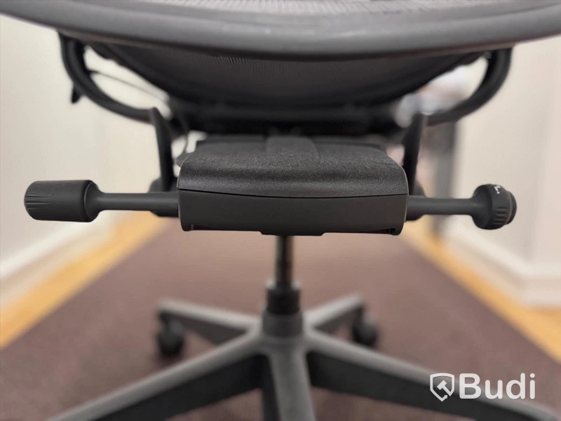 Kontorsstol - Herman Miller Aeron, mörkgrå, Ord. pris inkl. moms: 16 000 kr